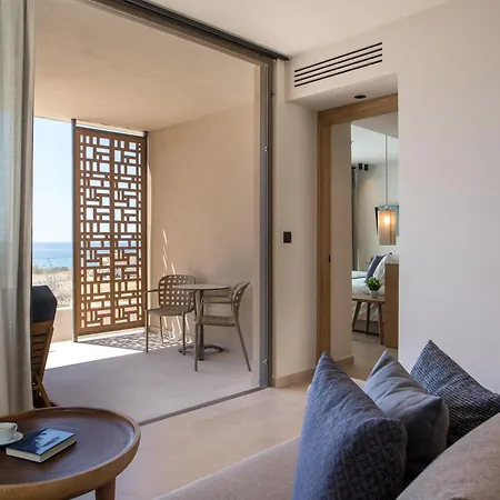 Elegant Suites&villas * Kiotari