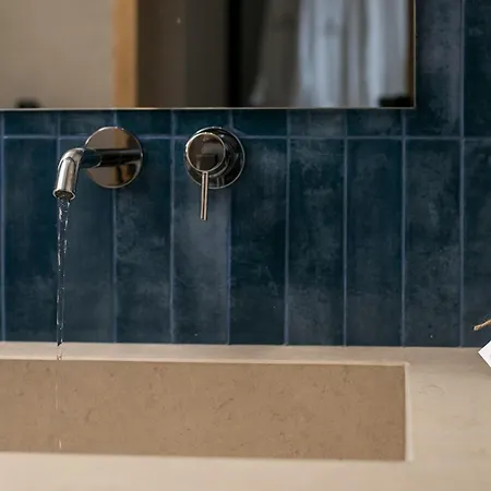 Hotel Elegant Suites&villas