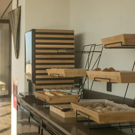 Elegant Suites&villas Hotel