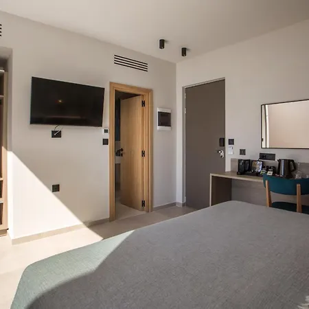 Elegant Suites&villas * Kiotari