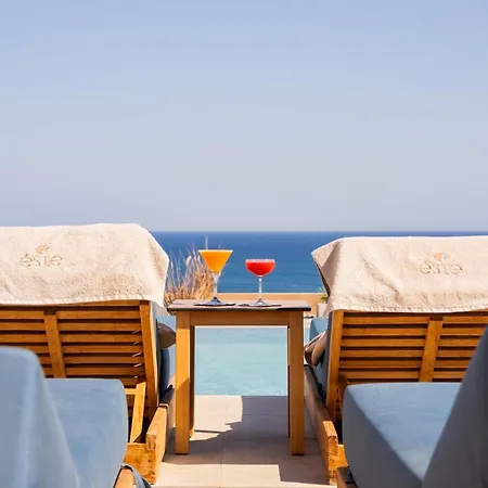 Hotel Elegant Suites&villas *