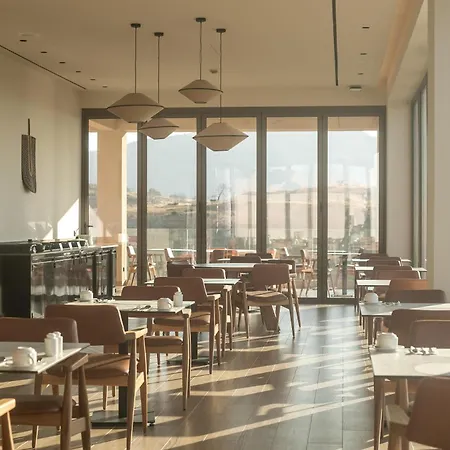 Elegant & * 吉奥塔略