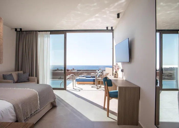 Отель Elegant & Киотари