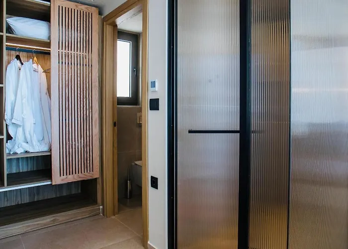 Hotel Elegant & Kiotari