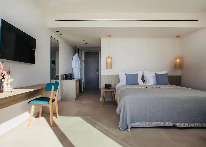 Elegant & - Adults Only